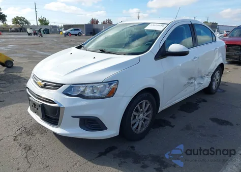 2019 Chevrolet Sonic Lt Auto z USA, uszkodzony, nr VIN 1G1JD5SB3K4109903